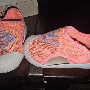 Blowfish Kids' Pink Mesh Slip-On Sneakers